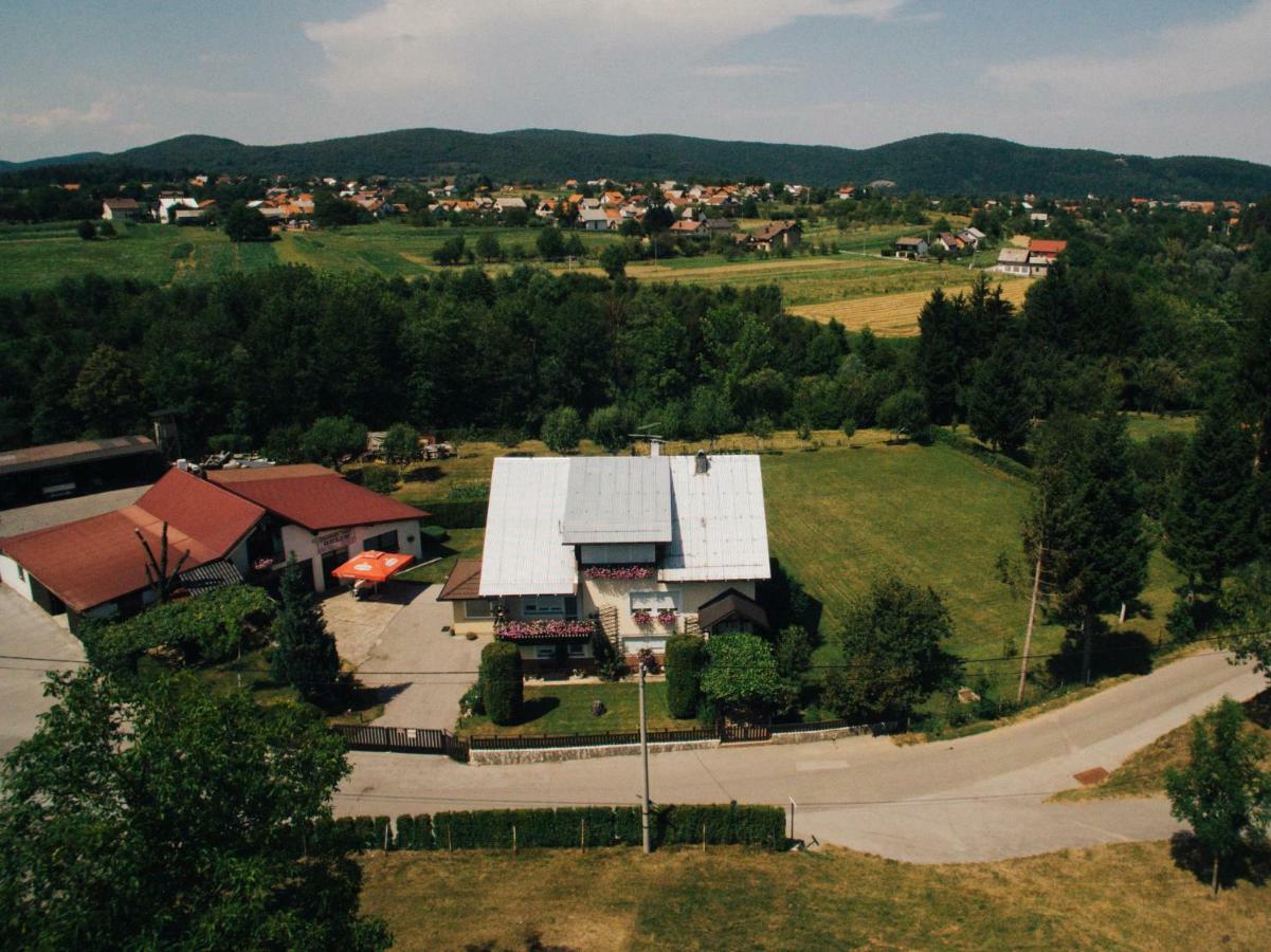 Apartman Belin Ogulin Eksteriør billede