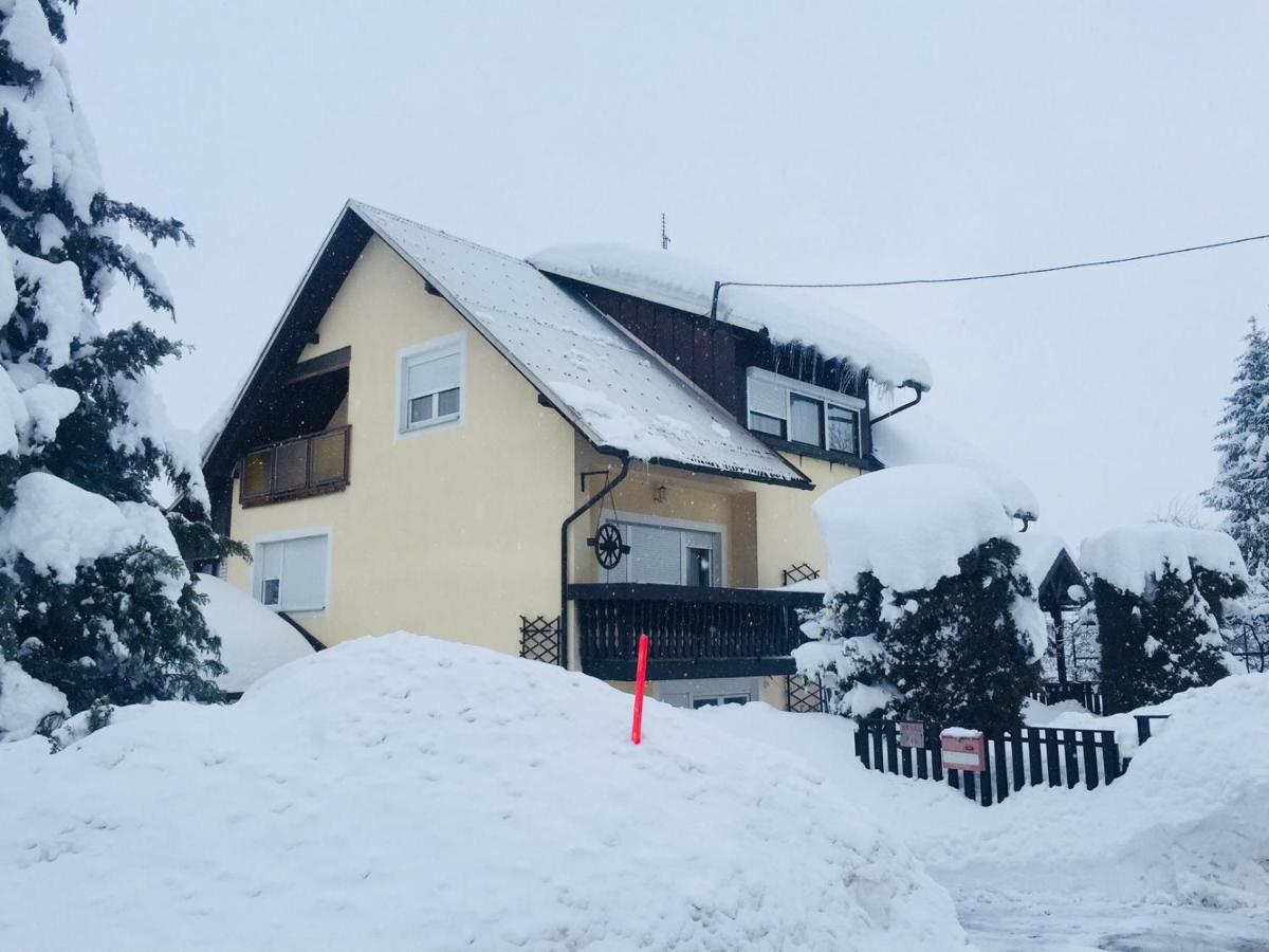 Apartman Belin Ogulin Eksteriør billede